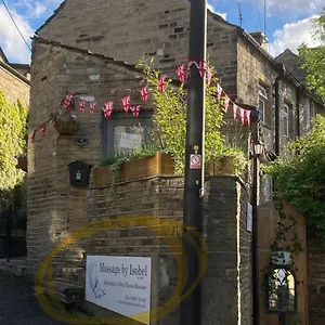 https://the-therapy-rooms-holmfirth.yorkshirehotels.net