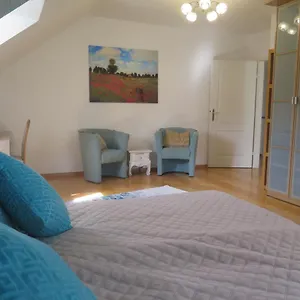 https://schoenbrunn-gardens-deluxe-apartment.vienna-besthotels.com